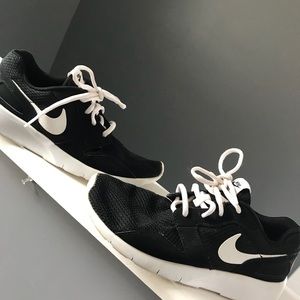 Nike Kaishi Athletic Casual Shoes